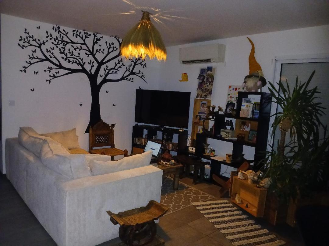 Maison 70M2 Calme Vue Sur Foret Salles  Esterno foto